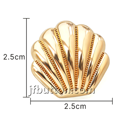 Botons en forma de closca d'or